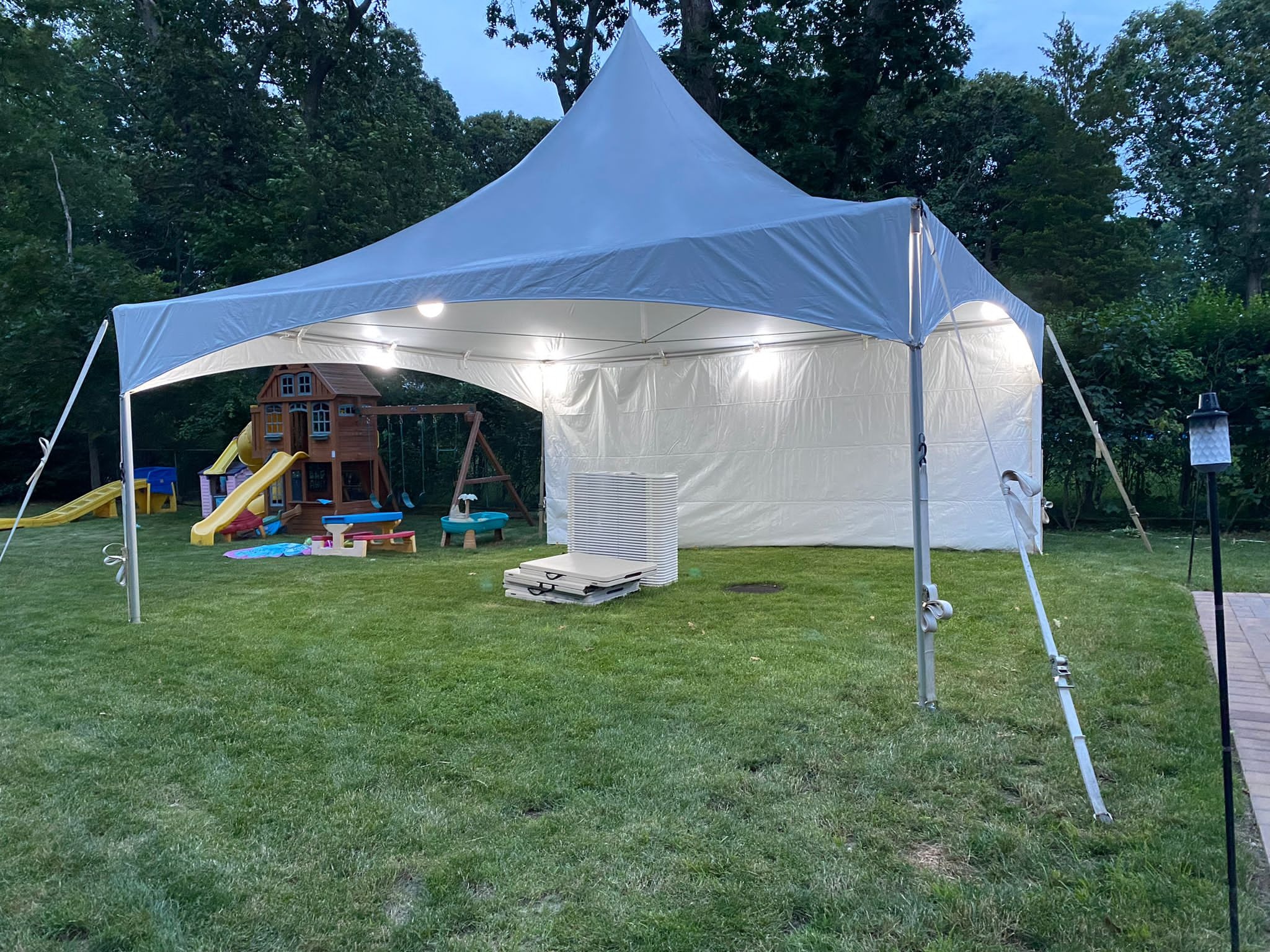 Festi Tents Party Rentals Inc